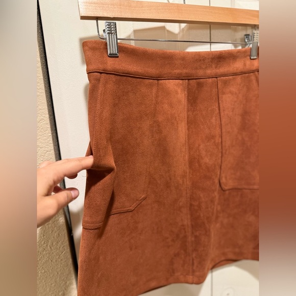 Bishop+Young Suede Copper Brown Mini Skirt Fall Perfect, size M - Picture 6 of 6